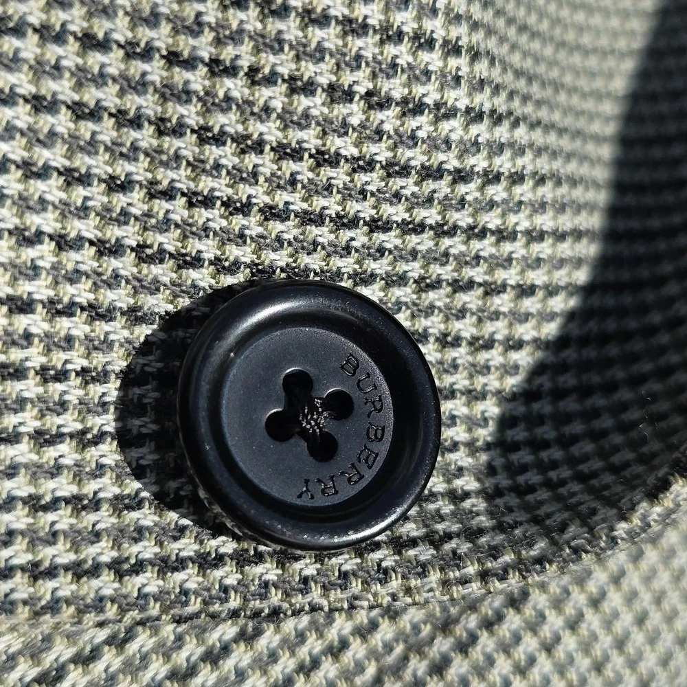 BURBERRY PERFECT SHAPE Tan,grey And Black Plaid Jacket with Wool Grey Trim